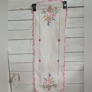 Vintage Hand Embroidered Easter Spring Flowers Table Runner Crocheted Edges
